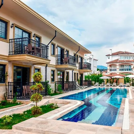 Calis Beach - Yasam Park & Φετιγιέ